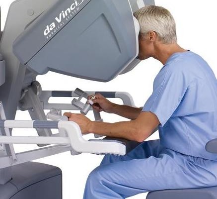 My surgeon wants to use a robot to do a robotic hernia repair. Is this safe?